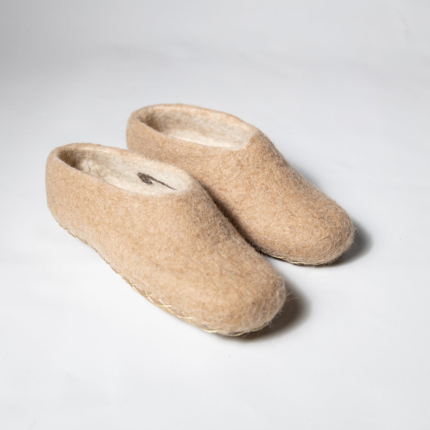 羊驼毛房间鞋 | 浅棕色