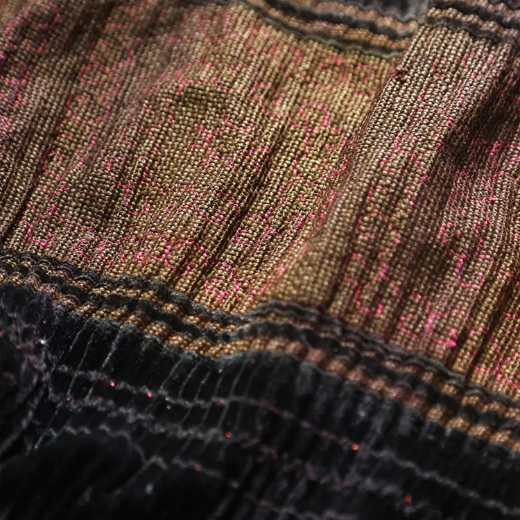 苗族萨鲁埃尔裤子