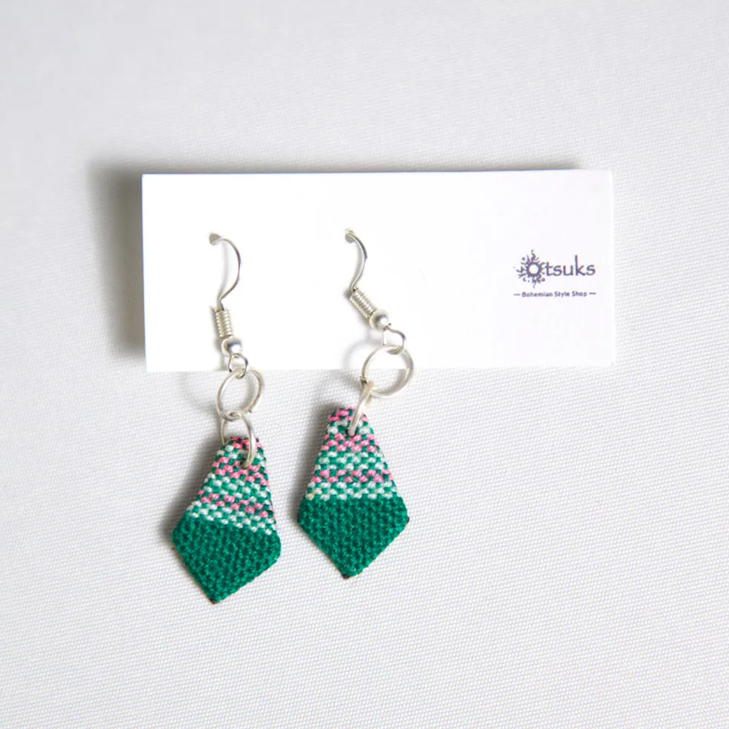 アワヨ布ピアス