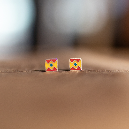 艾马拉设计耳环