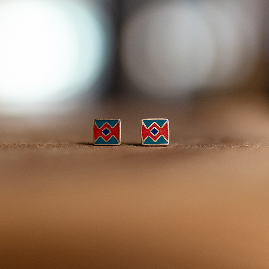 艾马拉设计耳环